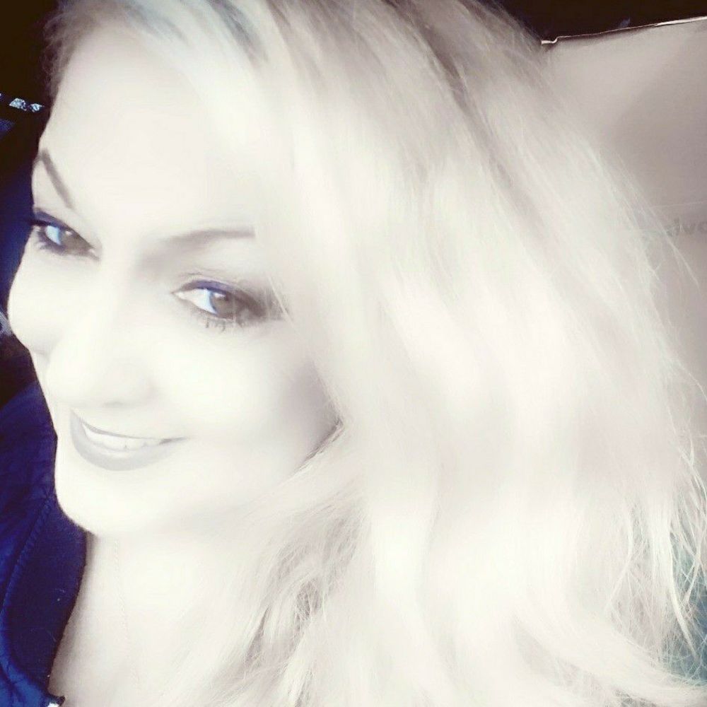 Meet your Posher, Amelia